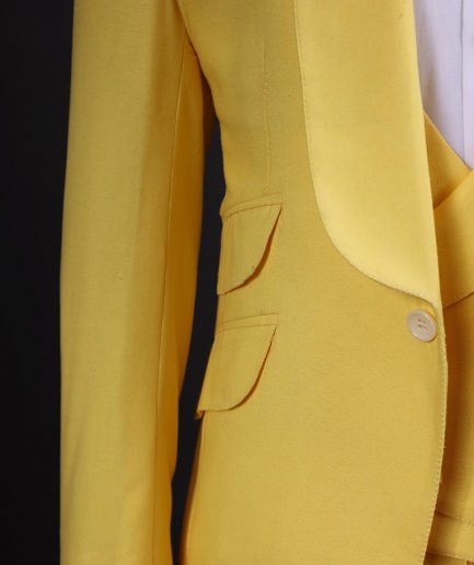 A Middle yellow linen shawl lapel jacket
