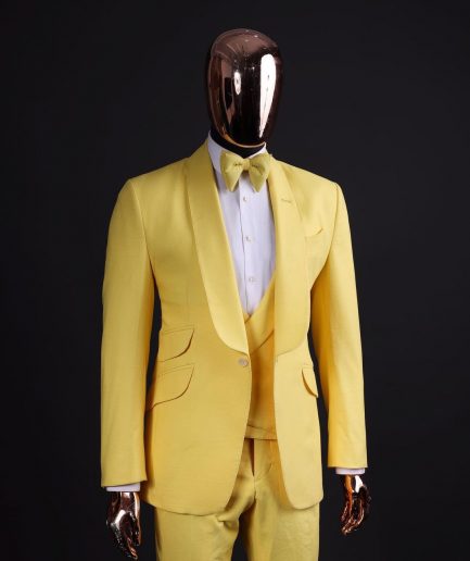 A Middle yellow linen shawl lapel jacket