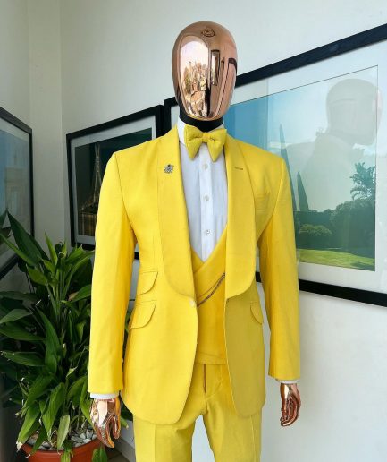 A Middle yellow linen shawl lapel jacket