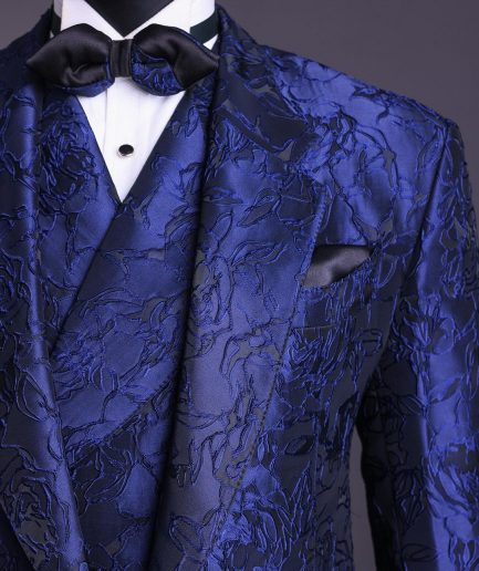 A Navy blue, knitted, root floral jacquard notch lapel suit