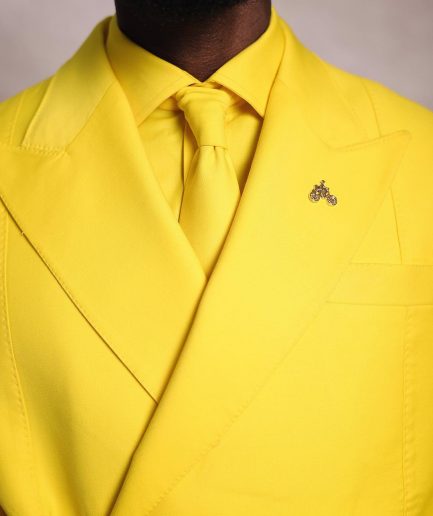 A Monochrome Yellow “Panther” Wrap Peak Lapel Suit