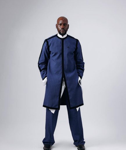 A Tattersall Check, Blue & Black “Manthis” With Black Velvet Taping Kimono