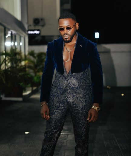 The “Gifted” Navy Blue Half-Cut Jacket & Silver Wire Metallic Jacquard Armless Peak Lapel Suit