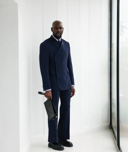 A Navy Blue, Seersucker, “Herd” Warp Peak Lapel Suit.