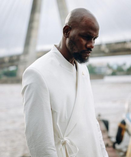 A White “Psydo” Oversized Seersucker Samurai Jacket