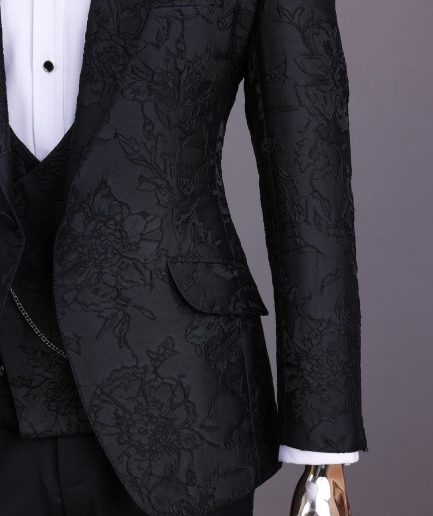 Dispersed Root Floral Black Suit