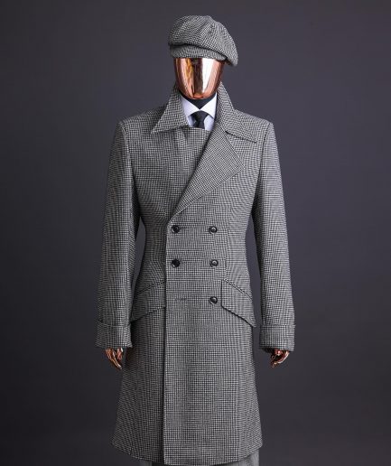 The Gravesend 2 Coat vs 1