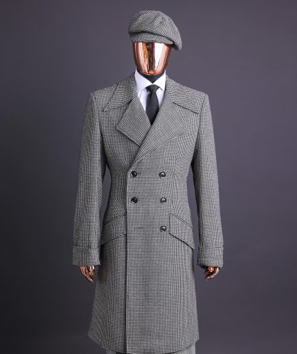 The Gravesend 2 Coat vs 1