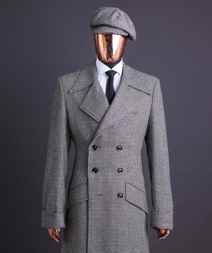The Gravesend 2 Coat vs 1