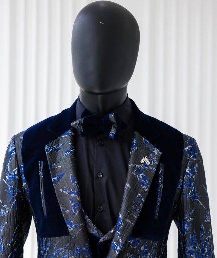 The “Blue Welt” Suit.