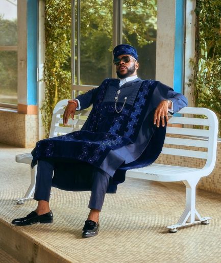 A Navy Blue, Delt agbada Flapper Embroidery Details Agbada