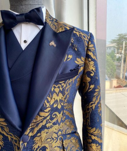 A Gold And Blue “Mandarin” Jacquard Floral Peak Lapel Tuxedo Suit