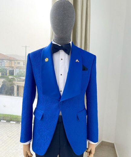 A Royal Blue floral pattern jacquard shawl lapel tuxedo suit