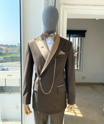 A Bespoke reloaded brown “Arthur Richards” tuxedo 3-lapel suit