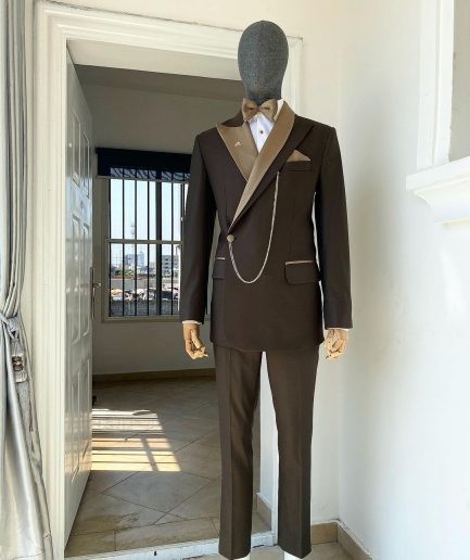 A Bespoke reloaded brown “Arthur Richards” tuxedo 3-lapel suit