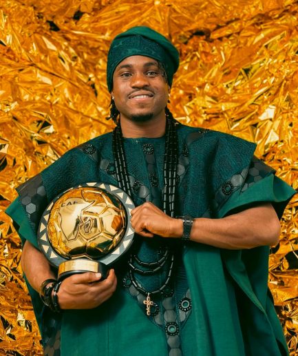 The “Demola” Agbada