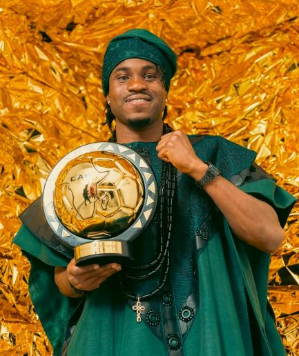 The “Demola” Agbada