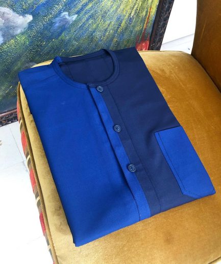 A Mixed navy and sky blue button flap African kaftan