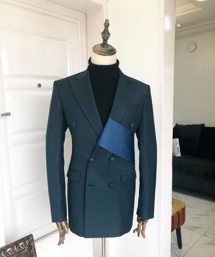 A Sacramento Green “Oranmiyan“ Double Breasted Peak Lapel Suit