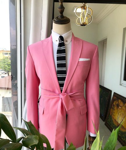 A Pink “Panther” Waist Rope Peak lapel Suit