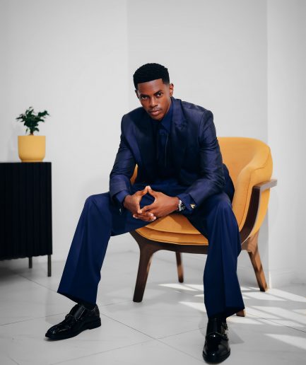 The Unaltered Suit 3 Vs 1