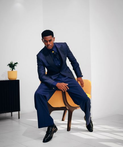 The Unaltered Suit 3 Vs 1