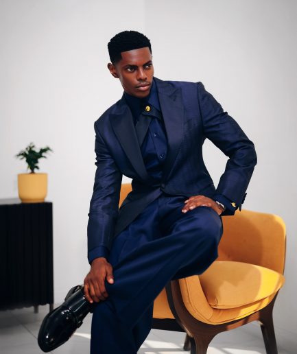 The Unaltered Suit 3 Vs 1