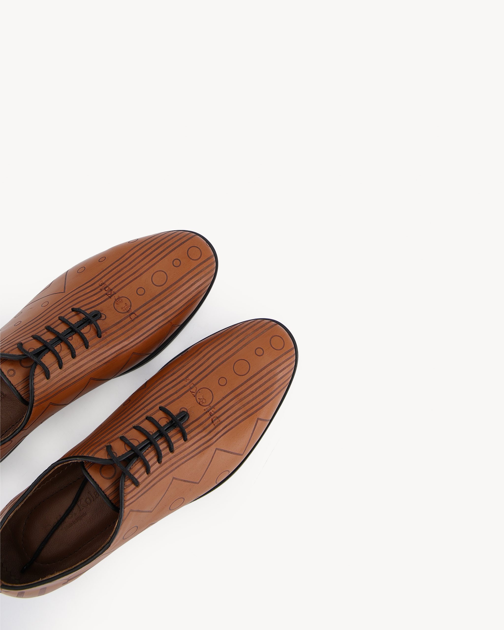 Shop Light Brown Patina Men’s Lace-Up Shoe | Deji & Kola