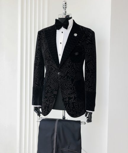 The “Alkebulan” Suit