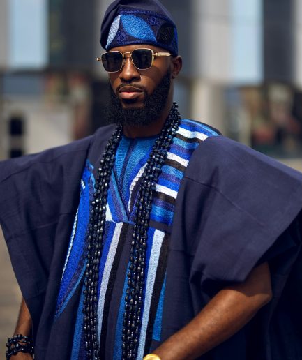 The “Regal Sapphire” Agbada.