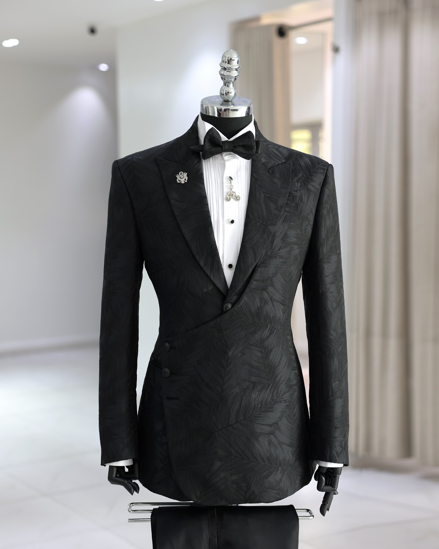 Shop Black Jacquard Wrap for Men - Cedar Suit | Deji & Kola