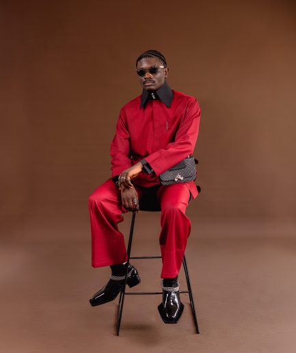 A “MITH” (Man In The Hood) TradX