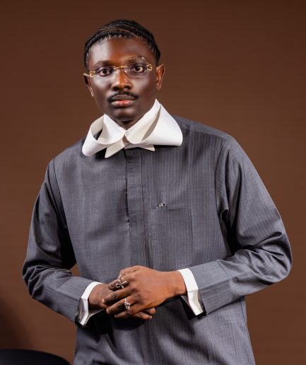 A “MITH” (Man In The Hood) TradX 4