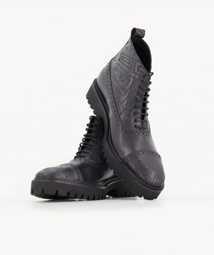 DKBT 06 - Boot
