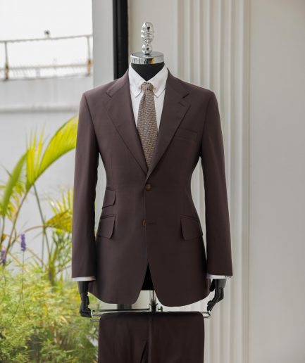 The "DBS" 1 – Brown Business Suit with Notch Lapel