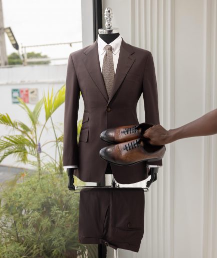 The "DBS" 1 – Brown Business Suit with Notch Lapel