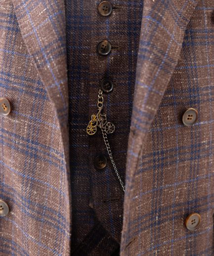 The "DBS" 2 – Brown Double-Breasted Check Suit