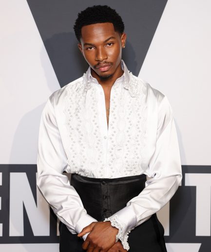 Adam Terra - Look 1