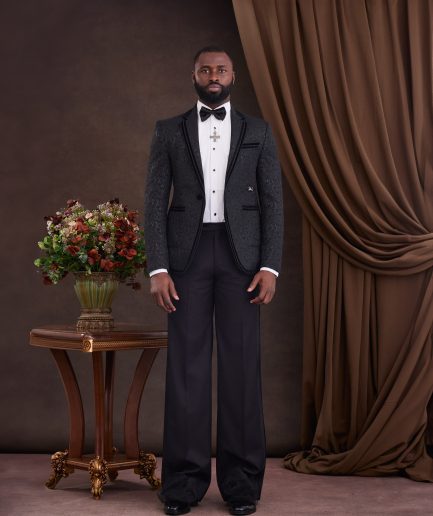 Adam Terra - Look 11