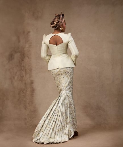 The Deola Trad - Ayeye Ijade 2 (Look 11)